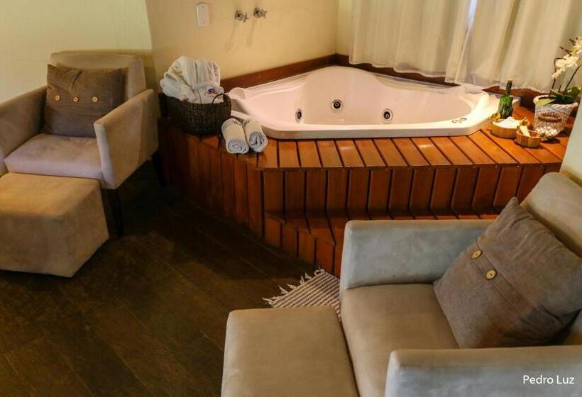 디럭스 방갈로, Pousada Villa Luna