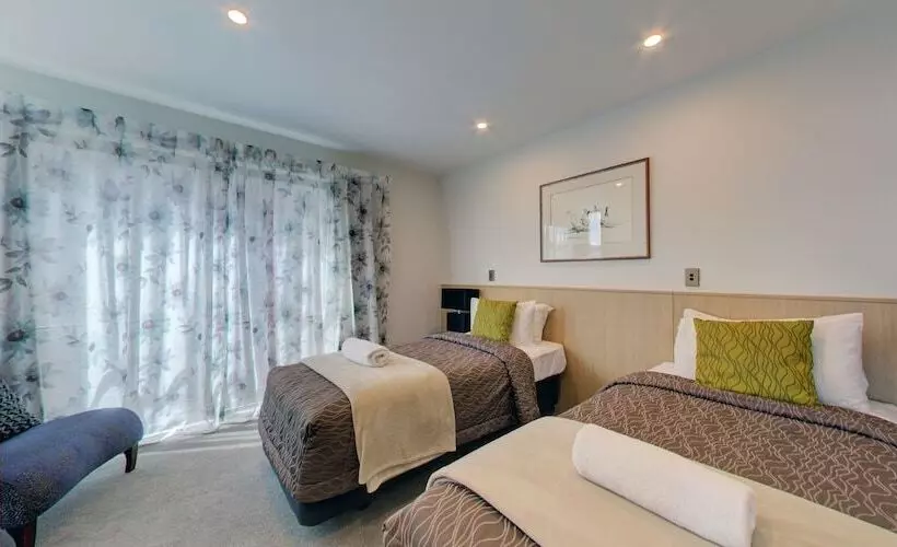 ５寝室のヴィラ, Alpine Resort Wanaka Thc Hotels And Resorts