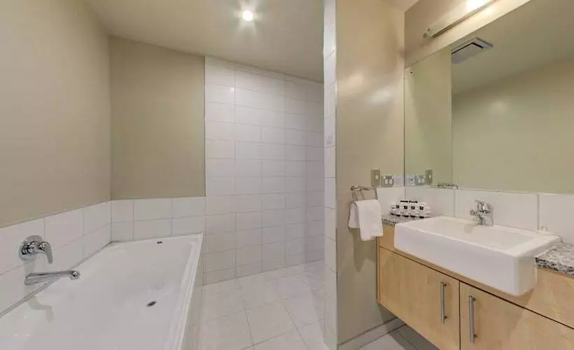 ５寝室のヴィラ, Alpine Resort Wanaka Thc Hotels And Resorts