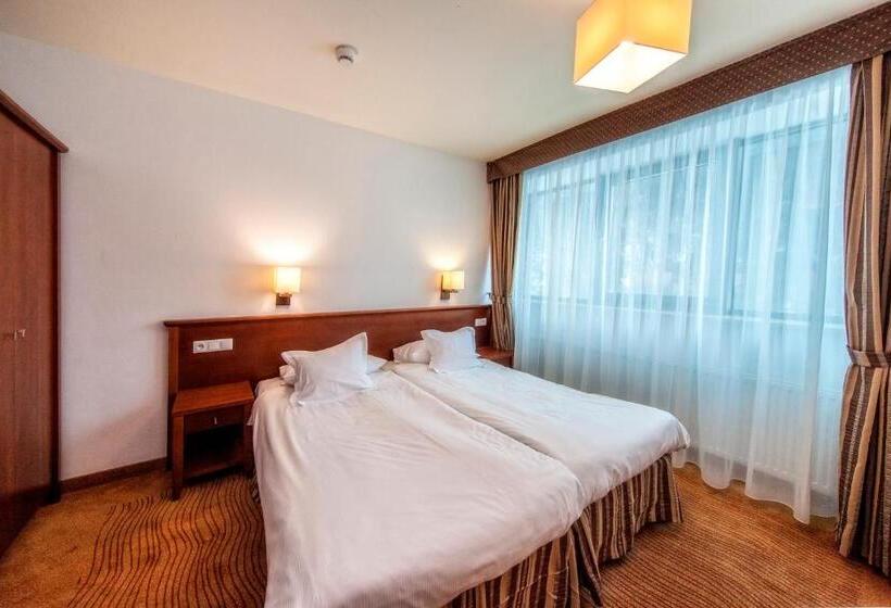 آپارتمان 1 خوابه, Murowanica