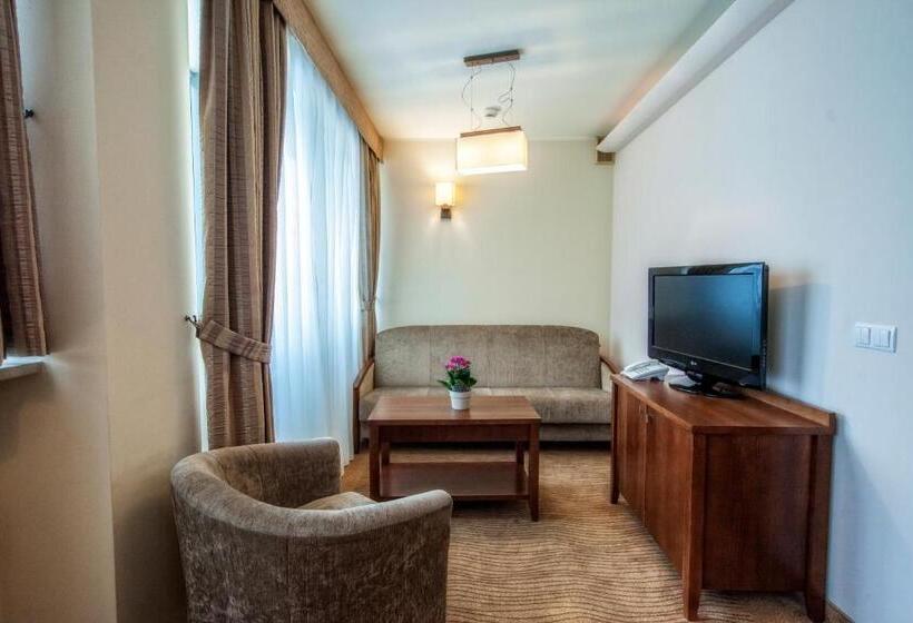 آپارتمان 1 خوابه, Murowanica