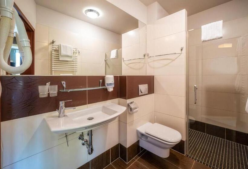 آپارتمان 1 خوابه, Murowanica