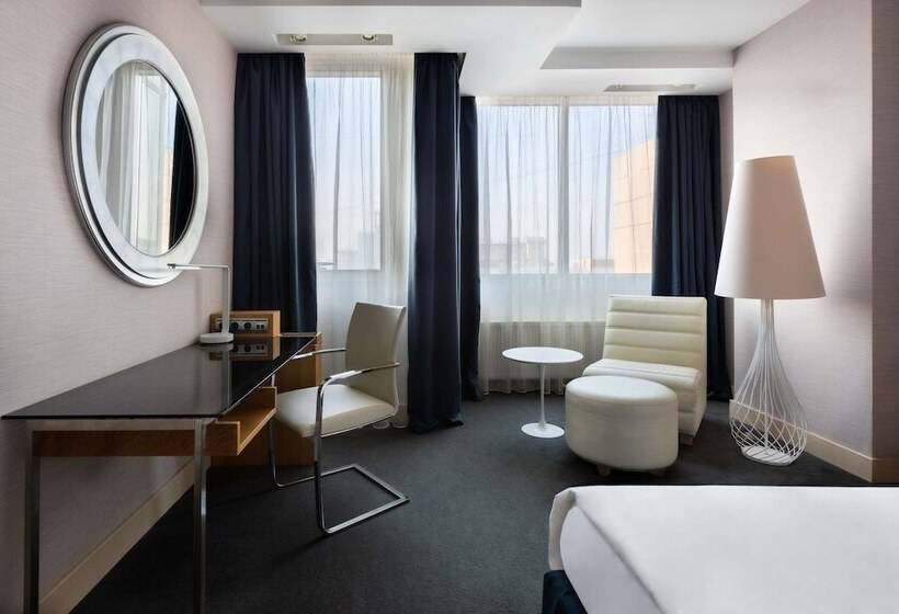 Номер Superior, Radisson Blu Belorusskaya