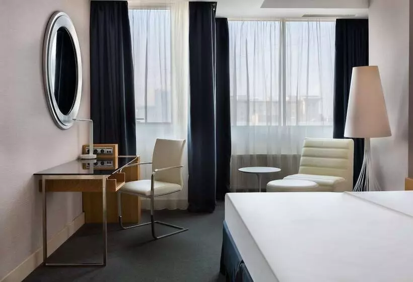 スーペリアールーム, Radisson Blu Belorusskaya