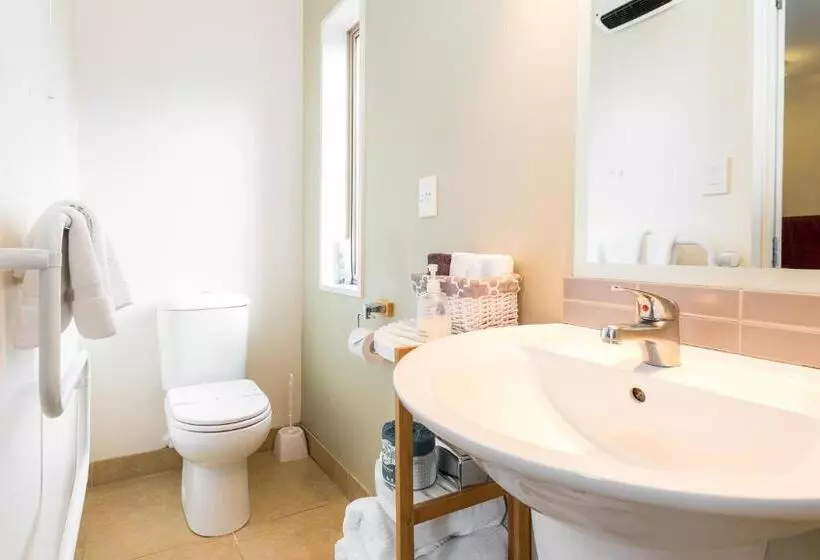 スイート, Tussock Peak Lodge