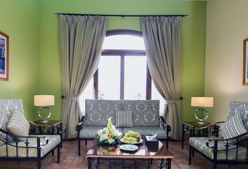 اتاق لوکس, Mena Holiday Beach Resort Half Moon