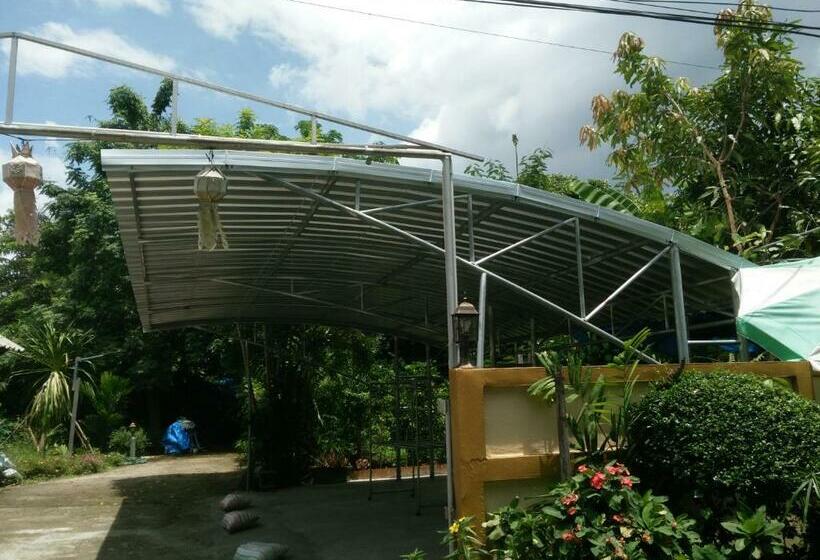 ガーデンビューデラックスルーム, ต้งโฮมหละปูน