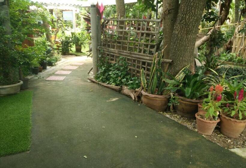 ガーデンビューデラックスルーム, ต้งโฮมหละปูน