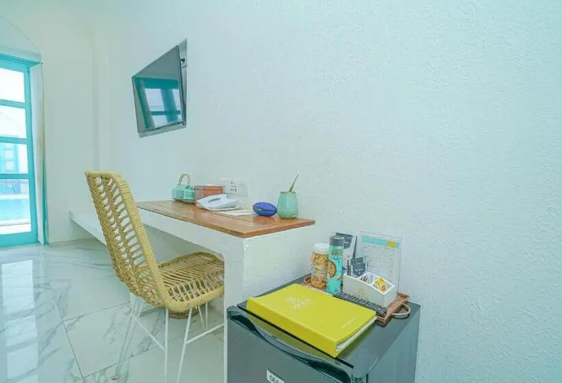 キングサイズベッドのスイートルーム, Loccal Collection Hotel Komodo