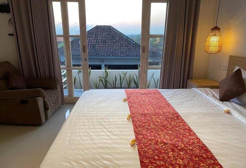 חדר דלוקס, Umah Dayuh