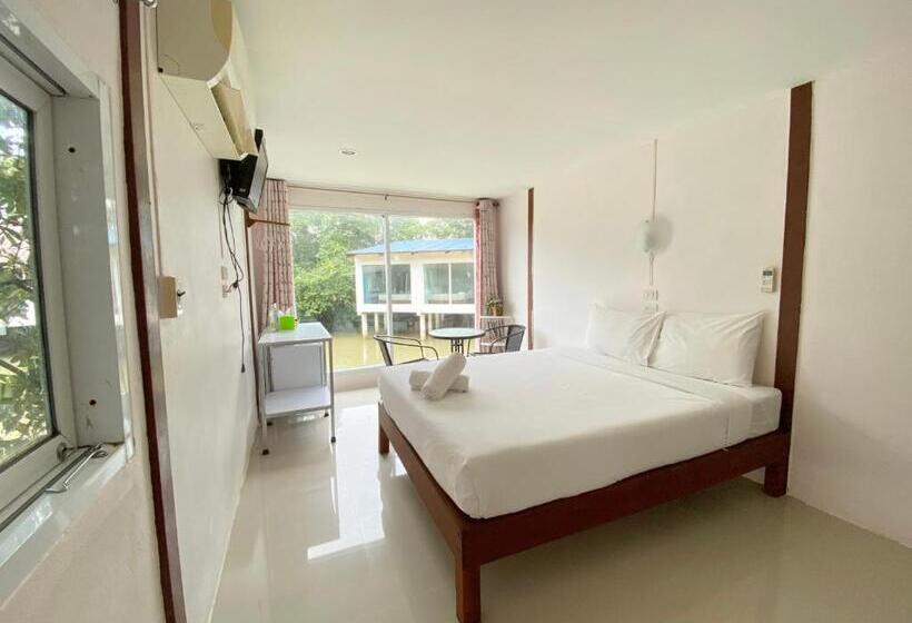 غرفة قياسية, Banpak Suankaew Talaynoi