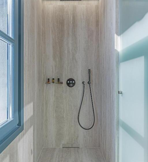 豪华套房, Hellenic Vibes Smart