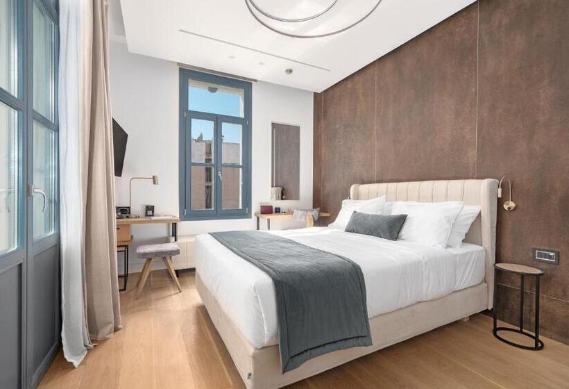 豪华套房, Hellenic Vibes Smart