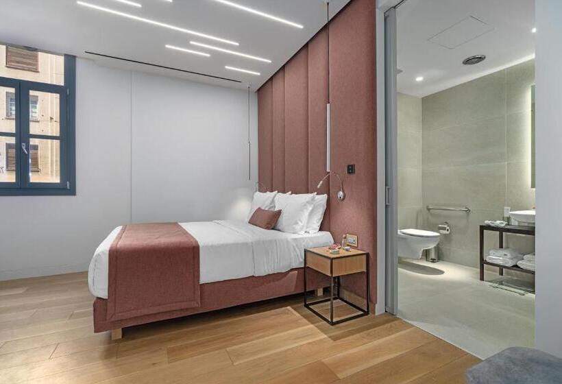 适合残疾人使用的标准间, Hellenic Vibes Smart