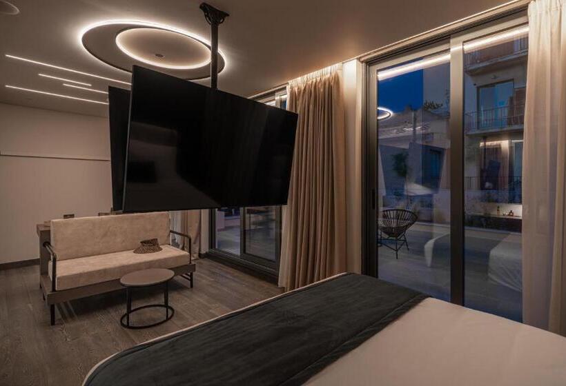 带按摩浴盆的套房, Hellenic Vibes Smart