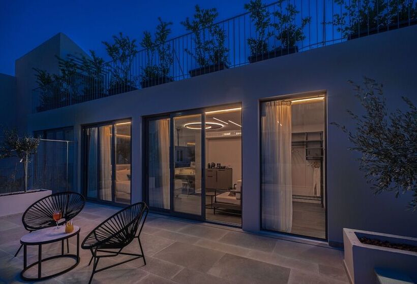 豪华套房, Hellenic Vibes Smart