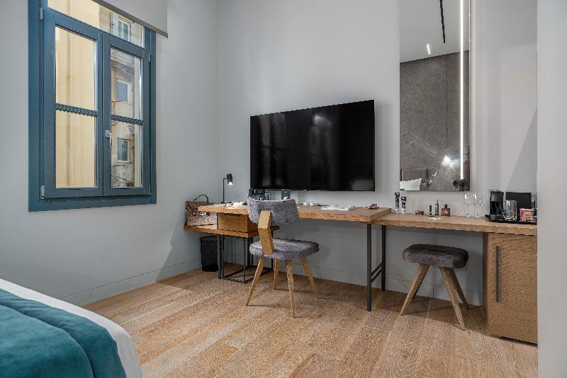 标准间, Hellenic Vibes Smart