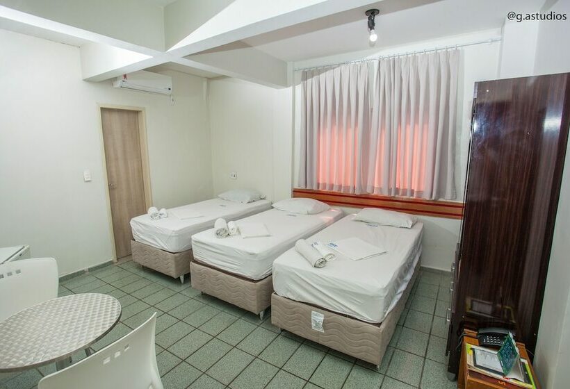 三人经典房间, Zurique