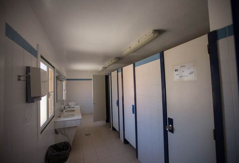 سرير فى غرفة مشتركه, Hi Oeiras – Pousada De Juventude