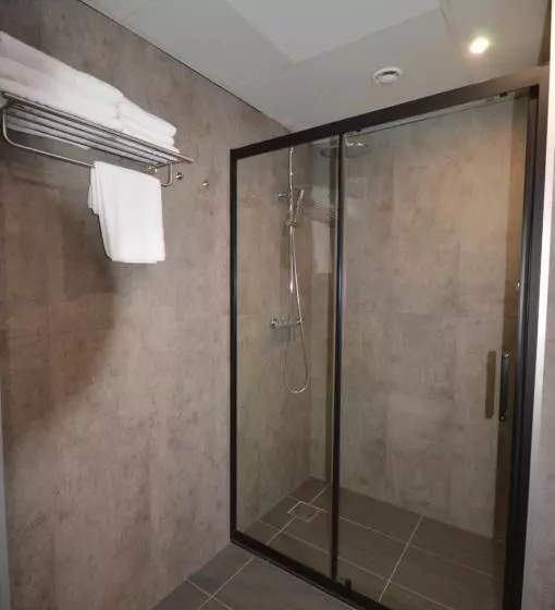 Superior Kolmen Hengen Huone, Atlas Hotel Holiday