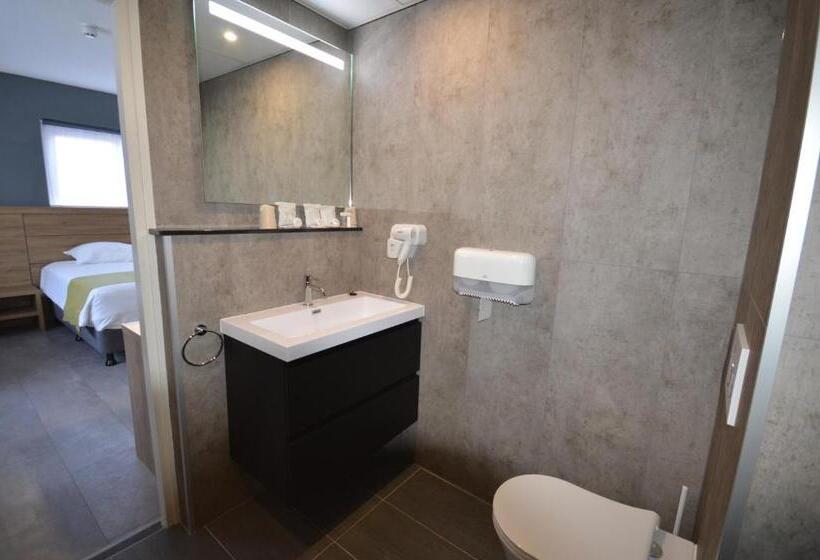 חדר סופריור לשלושה, Atlas Hotel Holiday