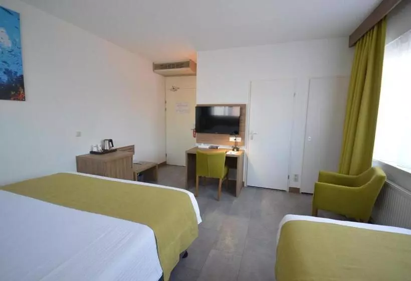 Superior Kolmen Hengen Huone, Atlas Hotel Holiday