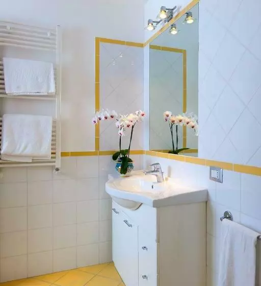 اتاق استاندارد با بالکن, Bed And Breakfast Sunflower