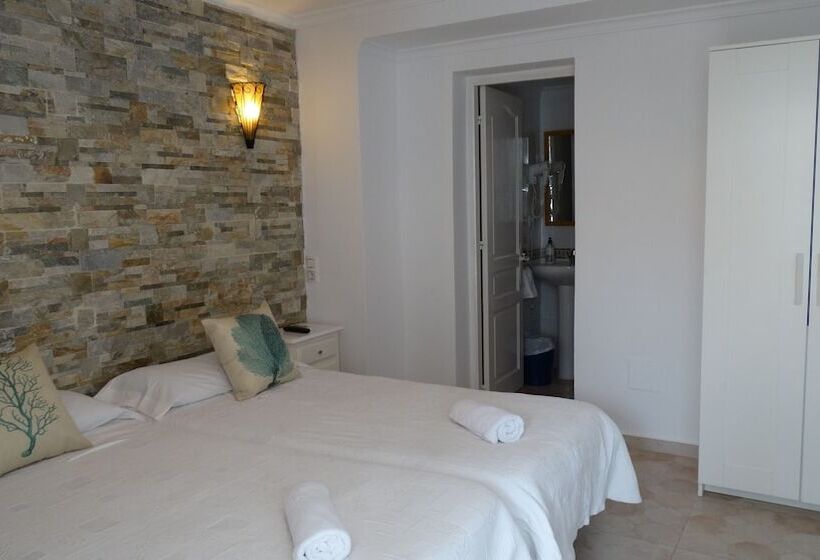 اتاق استاندارد, Hostal La Paloma I   Hotel Calpe Grupo