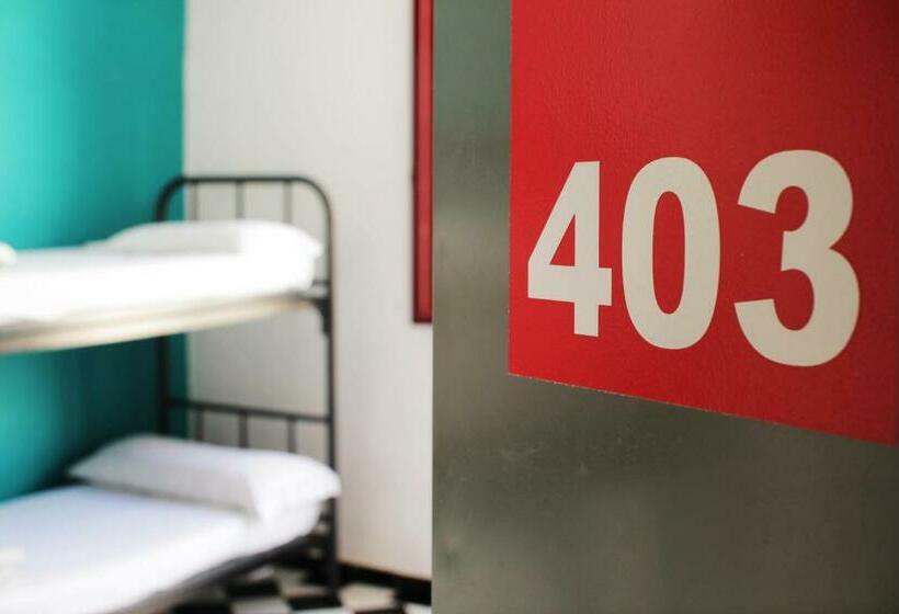 اتاق خانوادگی با سرویس بهداشتی مشترک, Hostel New York