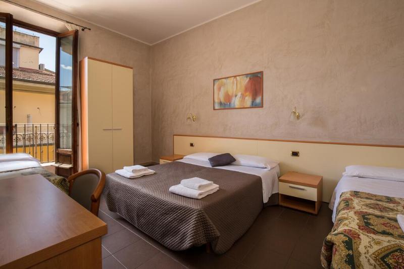 اتاق استاندارد سه نفره, Angelica Firenze