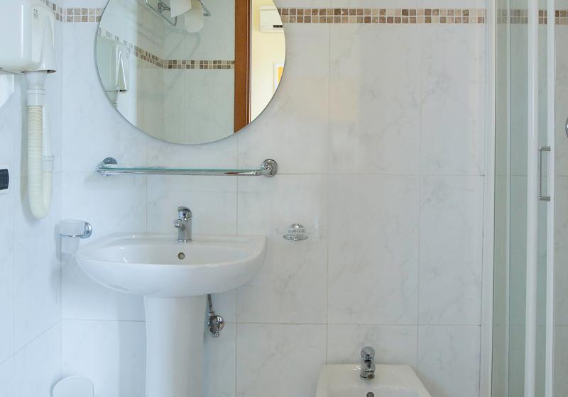 اتاق استاندارد یک نفره, Angelica Firenze