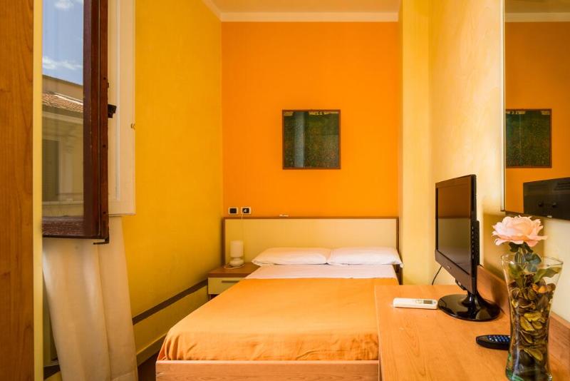 اتاق استاندارد یک نفره, Angelica Firenze