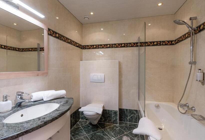 Апартаменты Deluxe 1 Спальня, Edelweiss