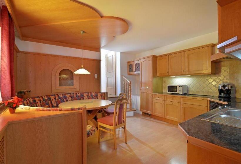 Апартаменты Deluxe 1 Спальня, Edelweiss