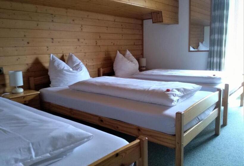 Family Suite, Edelweiss