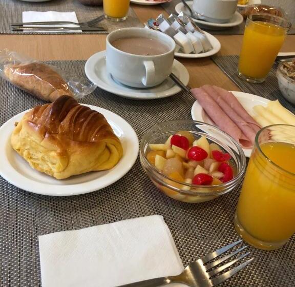 غرفة عائلية, Girassol