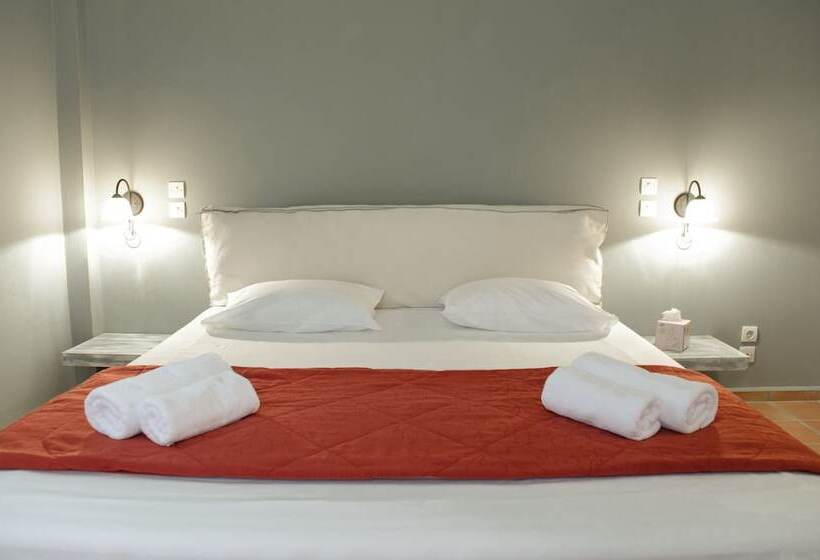 Triple Room Sea View, Mounda Beach