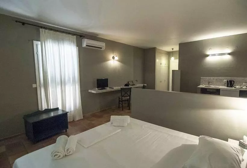 Triple Room Sea View, Mounda Beach