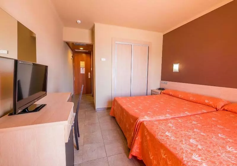 Economy-huone, Tossa Beach Center