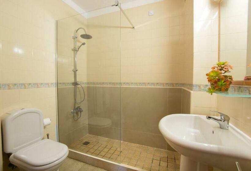 اتاق خانوادگی, Villa Welwitshia