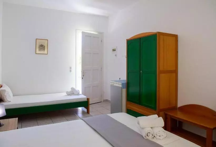 スタンダードルーム, Morpheas Pension Rooms & Apartments