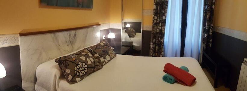 스탠다드 룸 공동 욕실, Pension Aries