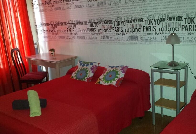 스탠다드 트리픔 룸 공동욕실, Pension Aries