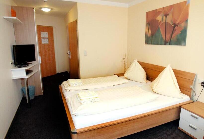 اتاق استاندارد, Pension Tennisweber