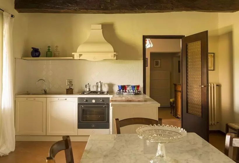 2 Bedroom Apartment Garden View, Quercia Al Poggio