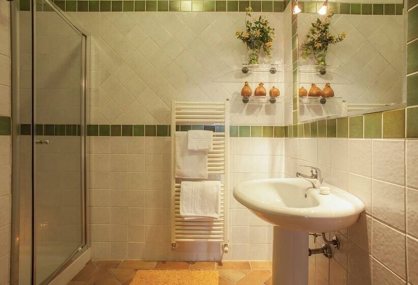 דירת שני חדרים, Quercia Al Poggio