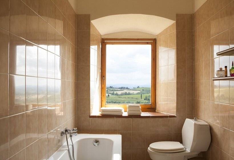 דירת שלושה חדרים, Quercia Al Poggio