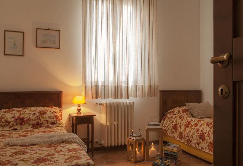 דירת שני חדרים, Quercia Al Poggio