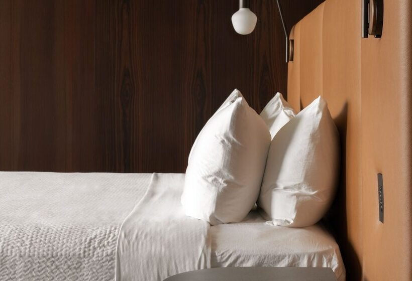 اتاق دلوکس مخصوص معلولین, Marcel New Haven, Tapestry Collection By Hilton