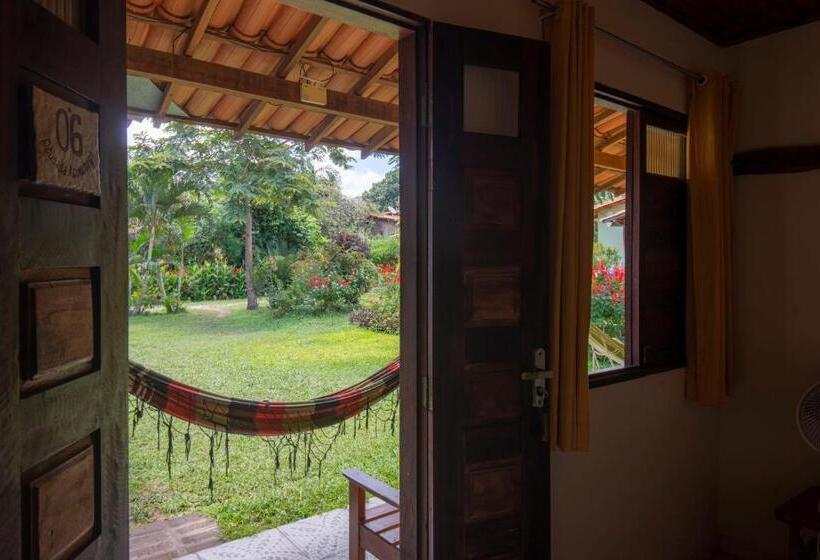 חדר סטנדרט לשלושה עם נוף לגינה, Pousada Aconchego